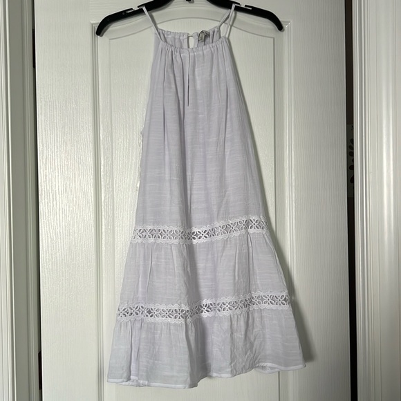 White halter top dress - Picture 1 of 5